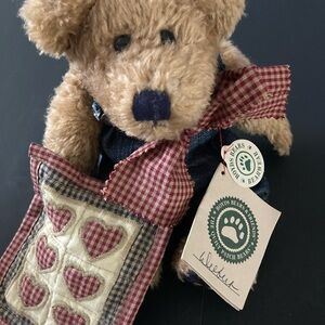 Boyds Bears Tan and Red Stuffed Animal Wilfred patchwork quilt